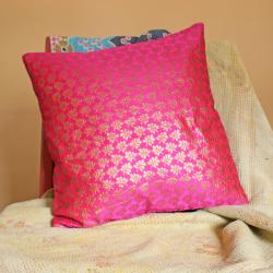Pink cushion cover with recycled brocade fabric 40 x 40 cm  