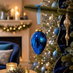 Hanging Tree Decoration Glass Strawberry Blue