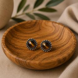 Ear studs with tiger's eye, amber