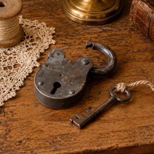 Single Upcycled Padlock with Key Approx 4 x 7 x 2xm