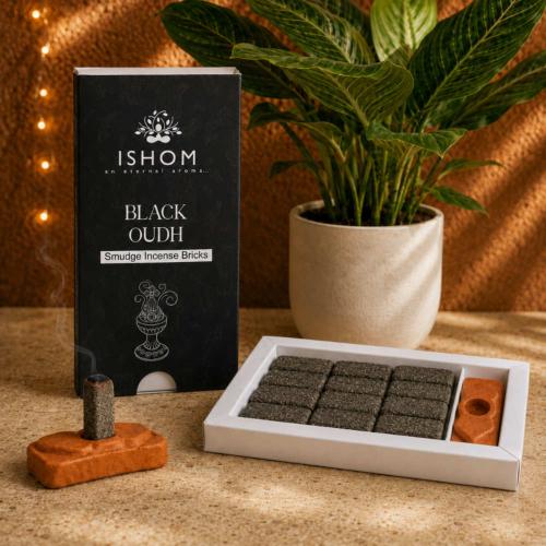 ISHOM Black Oudh Smudge Incense Bricks
