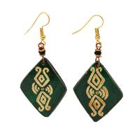 Earrings gourd diamond shape + bead, green