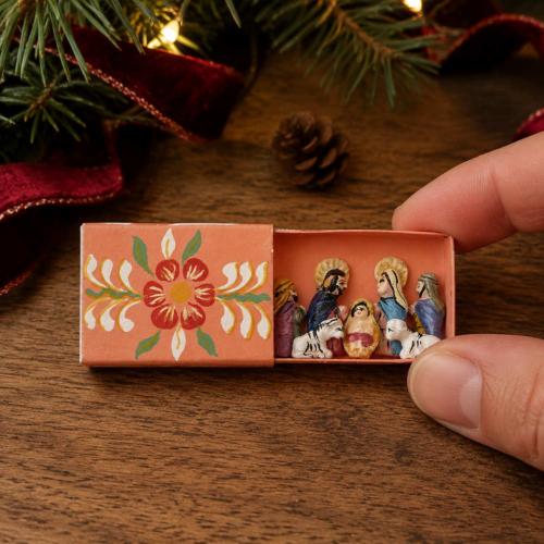 Mini Traditional Ceramic Matchbox Nativity Magenta