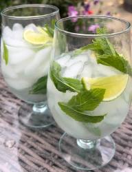 Beer glasses recycled glass,16cm height, set of 4