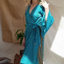 GENKI Loose Fit Kimono, upcycled silk one-size colours will vary