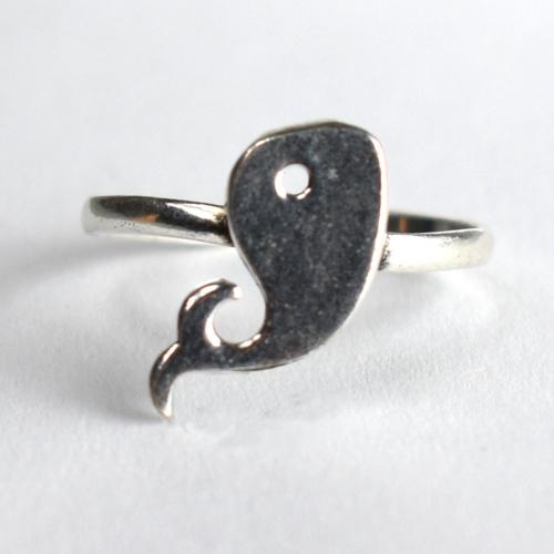 Ring, silver colour, Whale