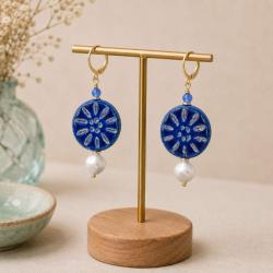 Earrings Ceramic Circle Grey Flower on Blue