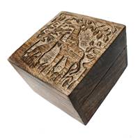 Giraffe box, mango wood, 10x10cm
