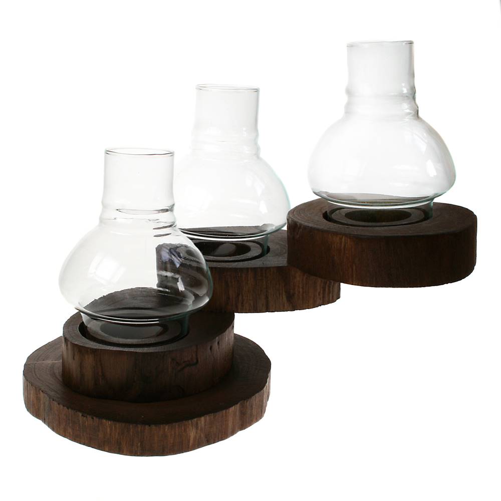 3 tier candle holder with glasses