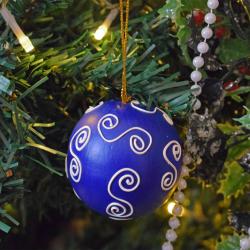 Hanging Christmas Bauble, Albesia Wood Blue With Scroll 6cm