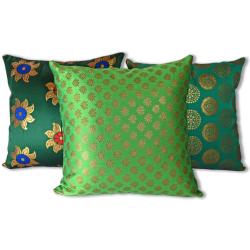 Green cushion cover with recycled brocade fabric 40 x 40 cm  