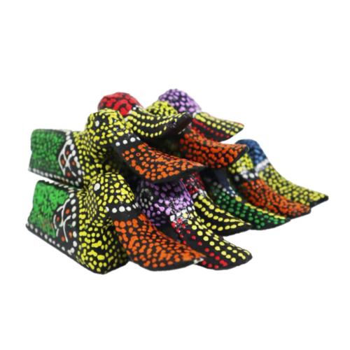 Duck Wood Bright Colours with Dots Assorted, 1 supplied