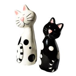 Salt and pepper pots black and white cats