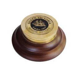 Compass Queen Victoria