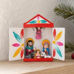 Mini Traditional Ceramic Nativity Scene 4.4 × 1.6 × 6.6 cm