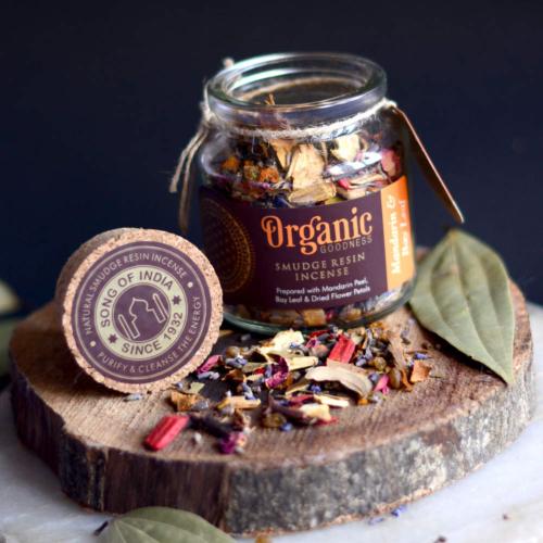 Smudge resin, Organic Goodness, mandarin and bay leaf