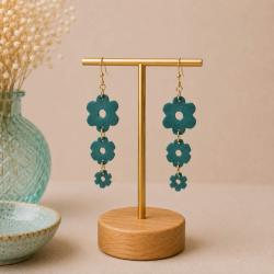 Earrings Clay Triple Flower Green