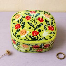 Trinket Box Papier Mâché Snails and Flowers 5.5 x 4.5cm