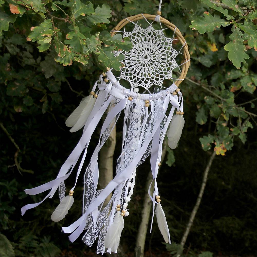 Download Dreamcatcher bamboo crochet with lace 22cm