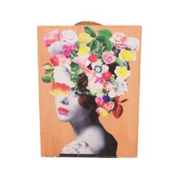 Plaque Albesia Wood Flowers in Hair 15 x 20cm