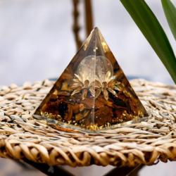 Orgone Pyramid Tiger Eye Crystal Quartz 9cm