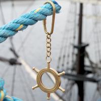 Keyring ship's wheel, magnifying glass