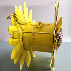 Sunflower birdfeeder metal 24 x 24 x 16xm
